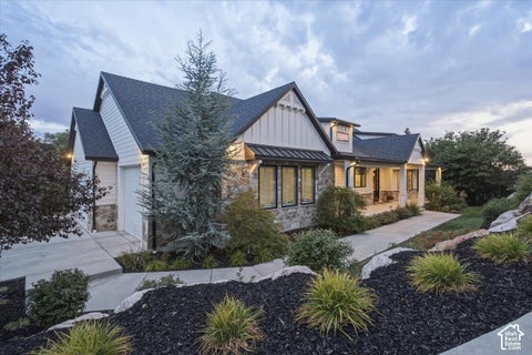 Photo of 2522 E THURSTON LN, Layton, UT 84040 (MLS # 2192575)