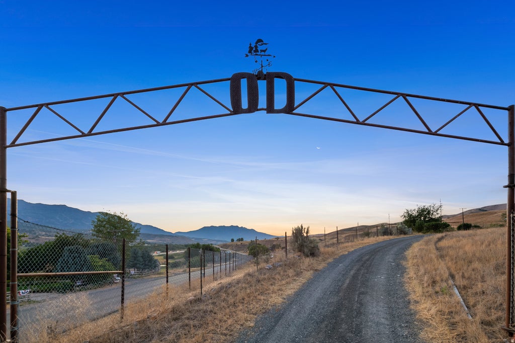 Photo of 1940 W OLD HIGHWAY RD, Morgan, UT 84050 (MLS # 2175539)