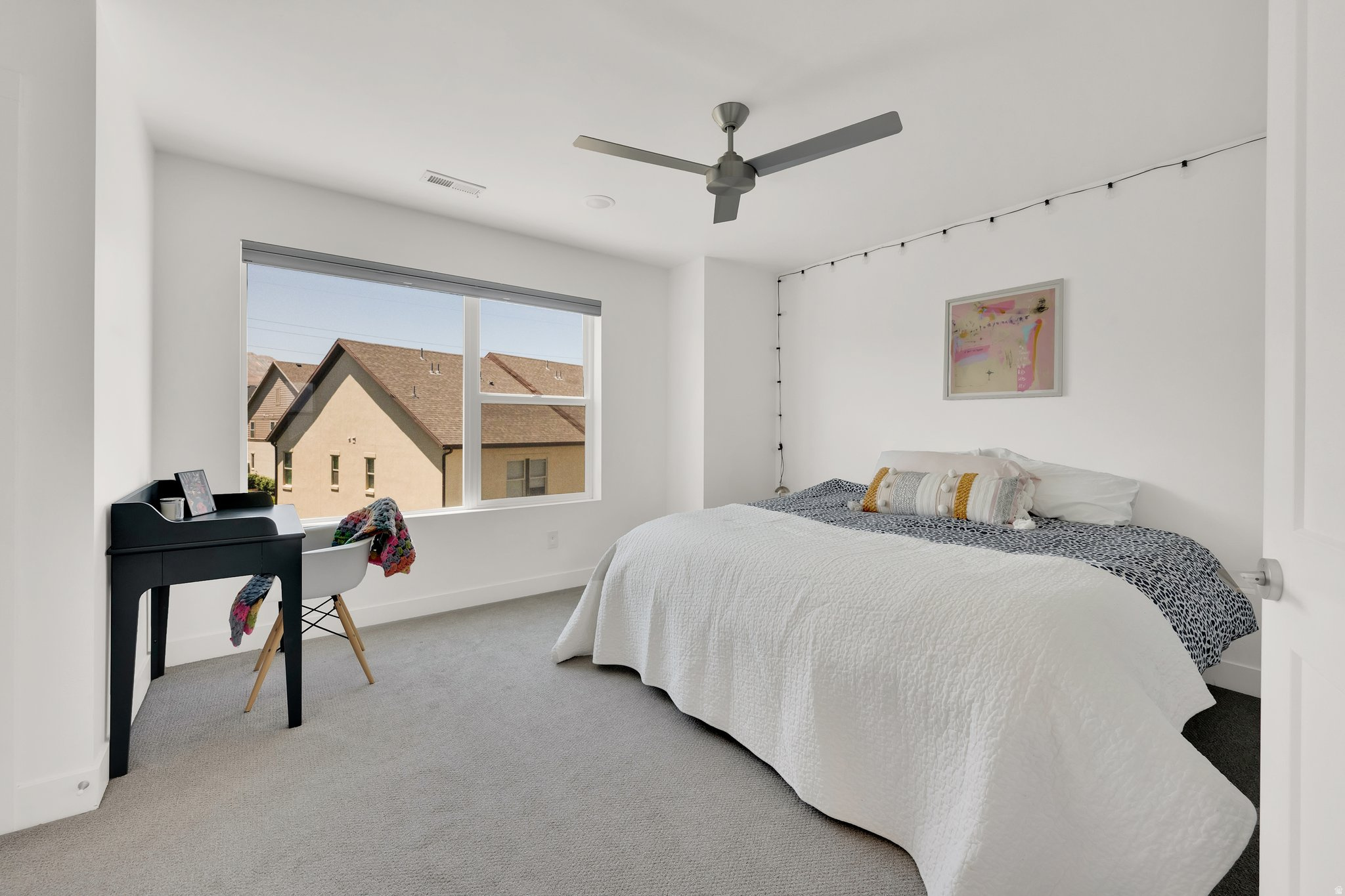 DAYBREAK - Residential