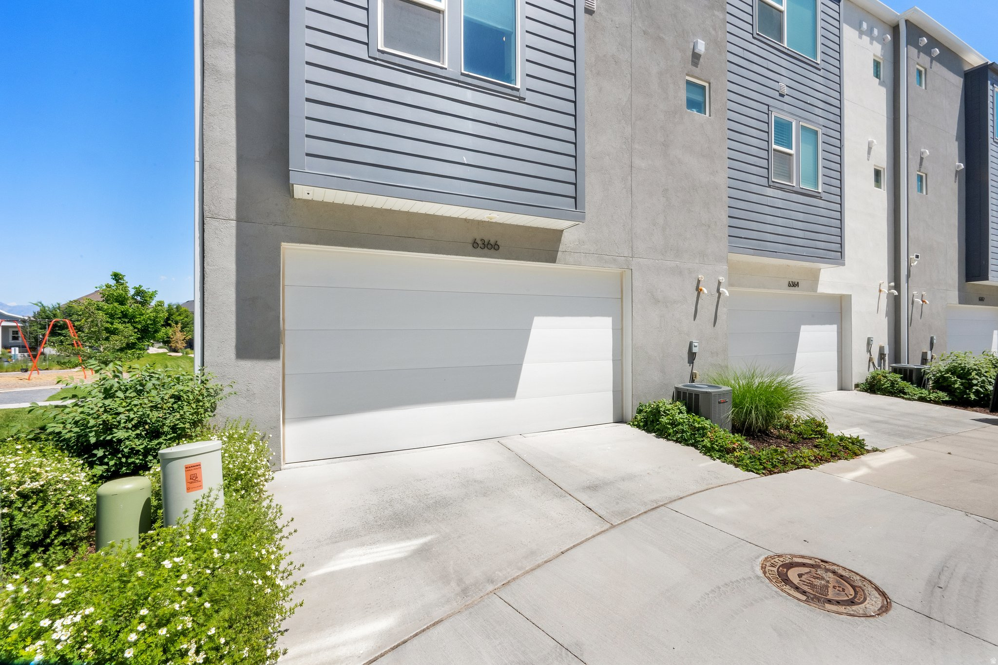 DAYBREAK - Residential