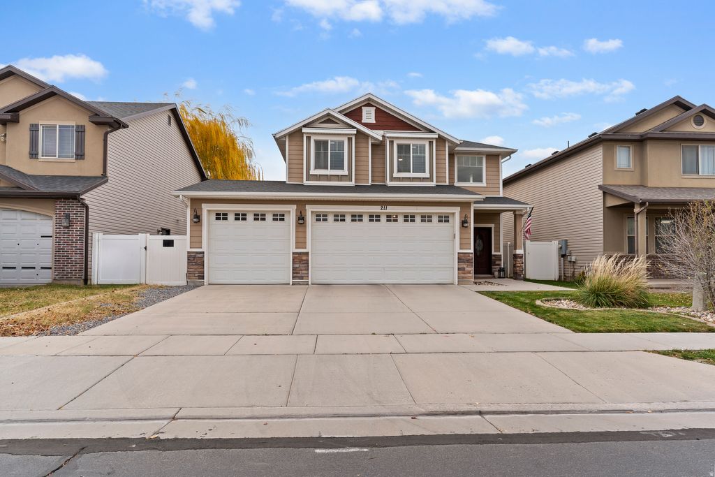 Photo of 211 N BOSTON DR W, North Salt Lake, UT 84054 (MLS # 2134265)