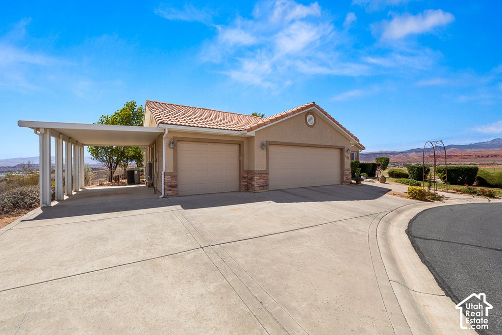 Photo of 1360 E TELEGRAPH ST #137, Washington, UT 84780 (MLS # 2187162)