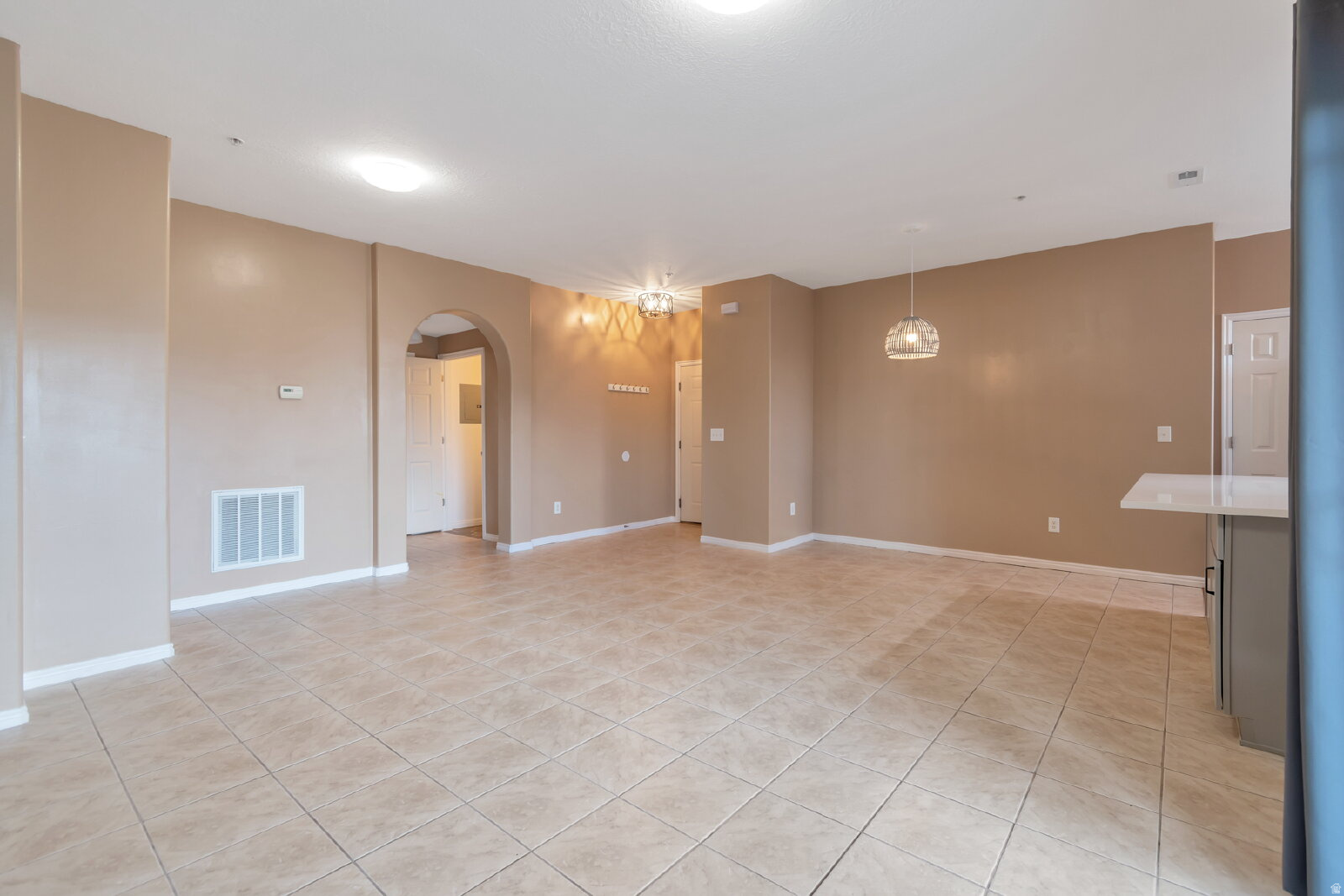 OQUIRRH HIGHLANDS - Residential