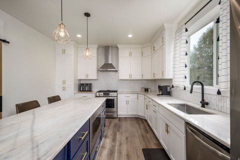 Tiny photo for 577 N 400 E, Pleasant Grove, UT 84062 (MLS # 2139921)