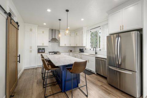 Tiny photo for 577 N 400 E, Pleasant Grove, UT 84062 (MLS # 2139921)