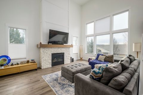 Tiny photo for 577 N 400 E, Pleasant Grove, UT 84062 (MLS # 2139921)