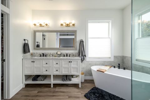 Tiny photo for 577 N 400 E, Pleasant Grove, UT 84062 (MLS # 2139921)