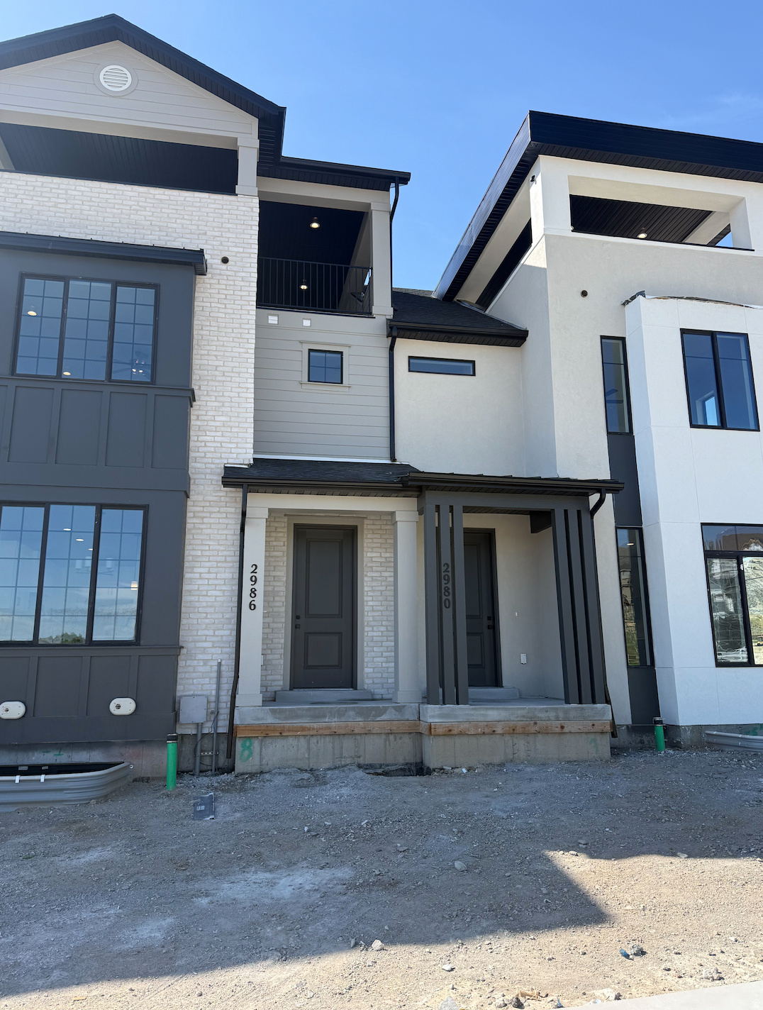 VISTAS AT THE POINT - Residential