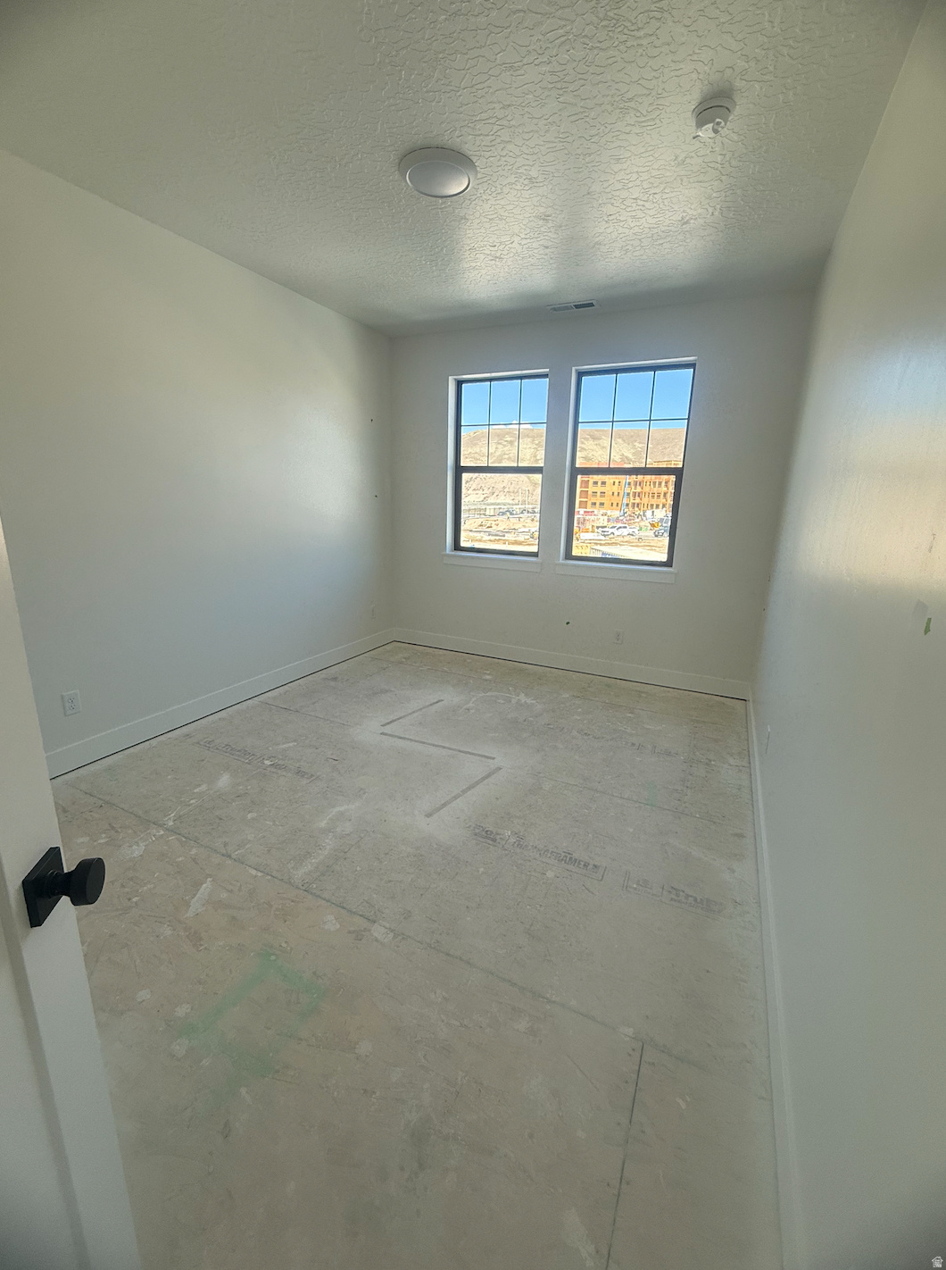 VISTAS AT THE POINT - Residential