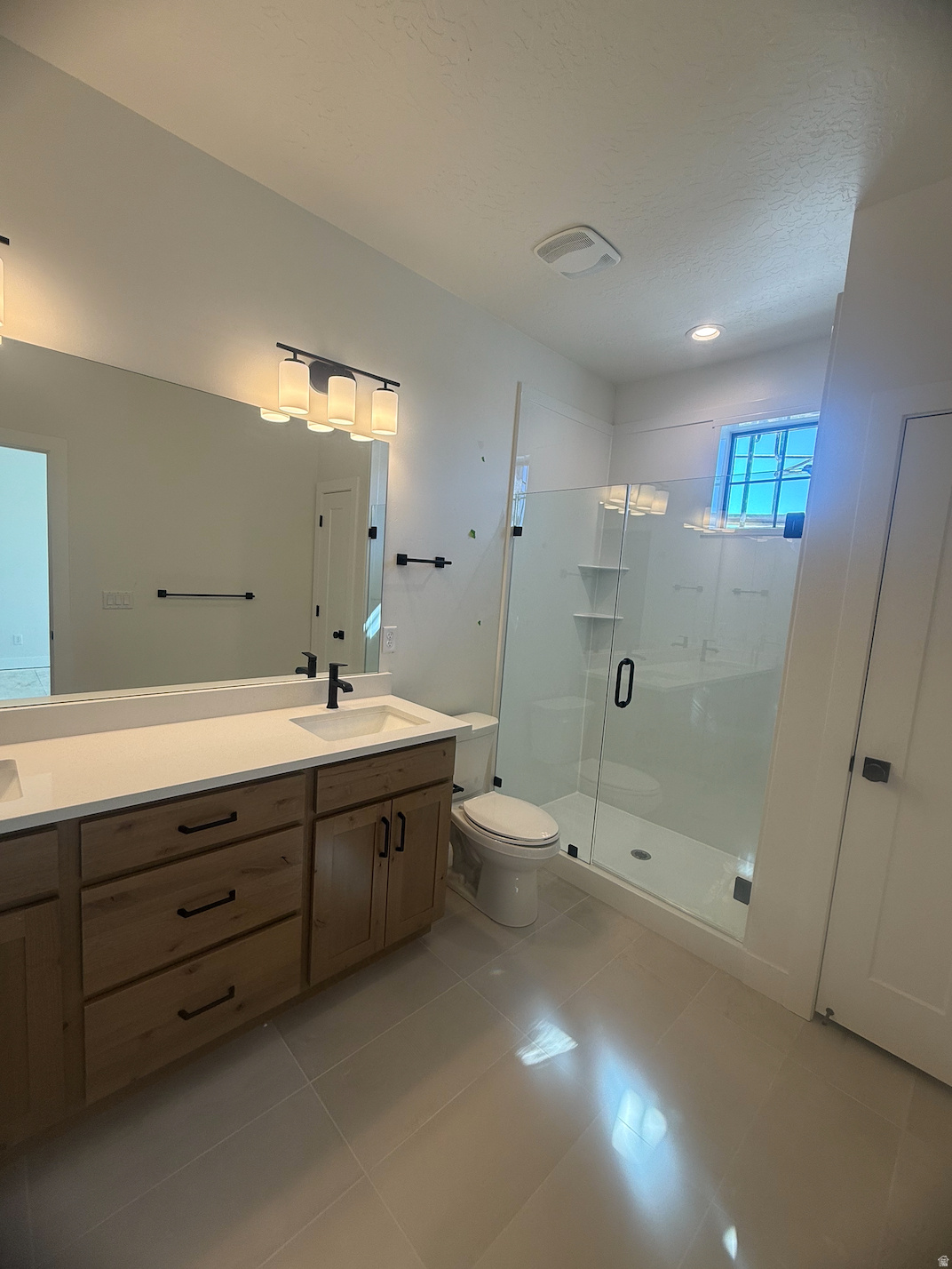 VISTAS AT THE POINT - Residential