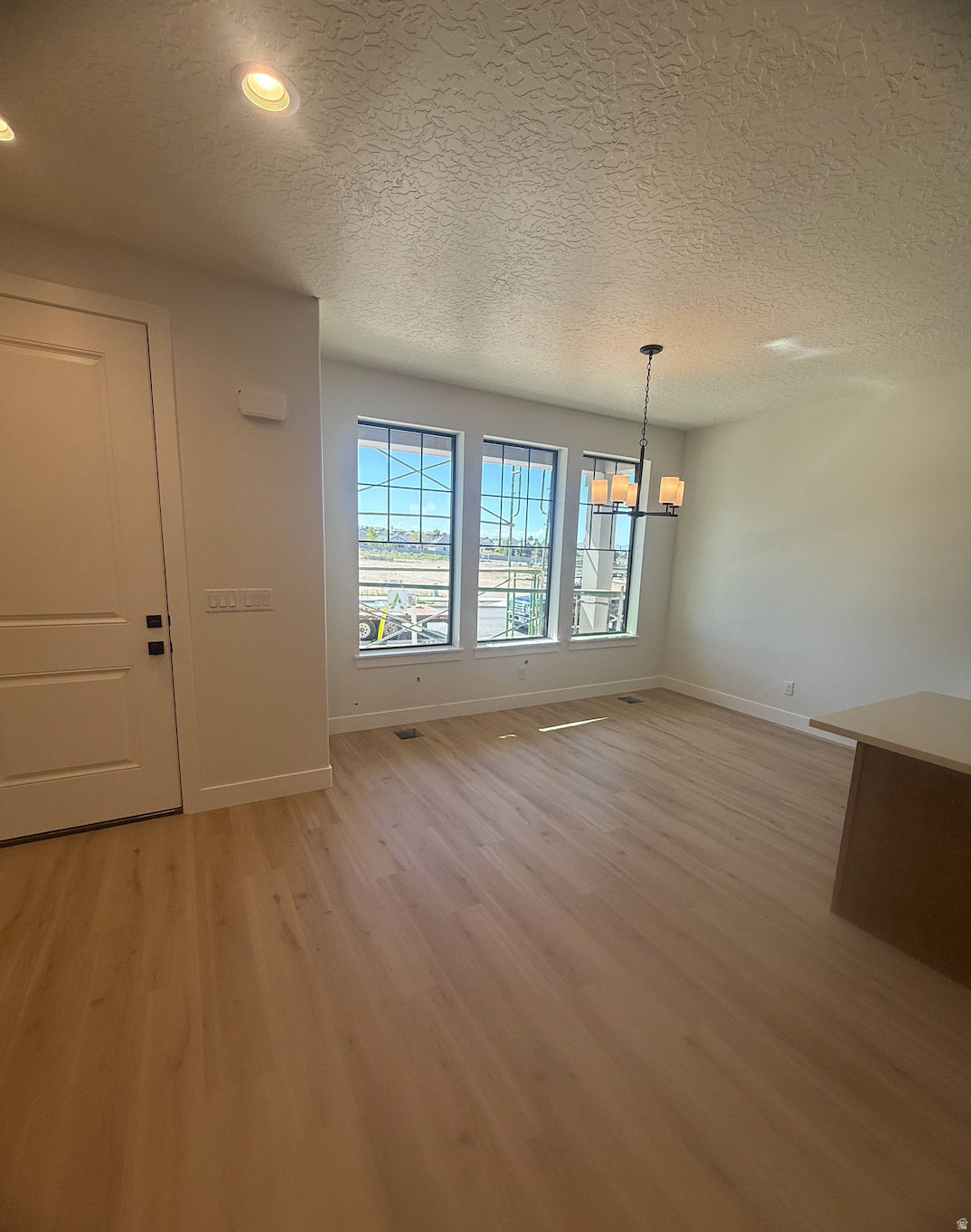 VISTAS AT THE POINT - Residential