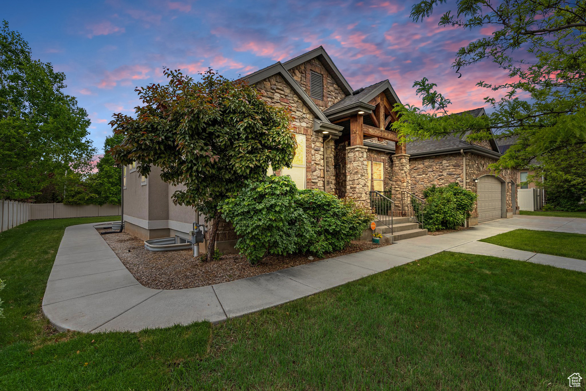 305 N Cold Creek Way, Layton, Utah image 2