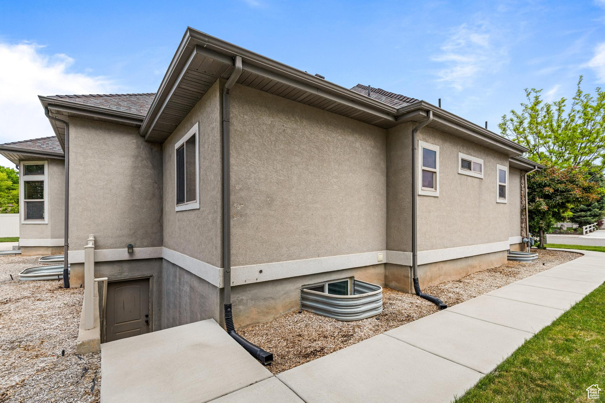 305 N Cold Creek Way, Layton, Utah image 27