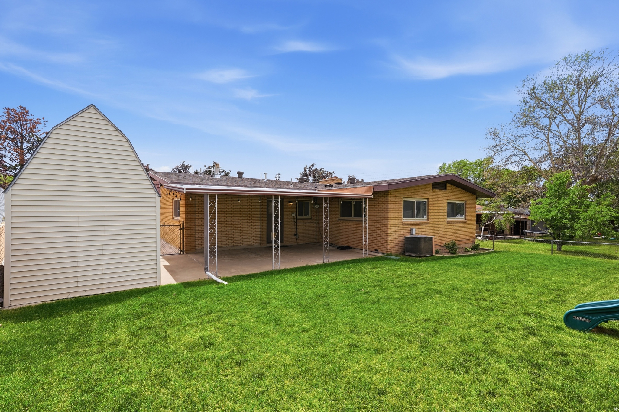 MUNICIPAL ACRES - Residential