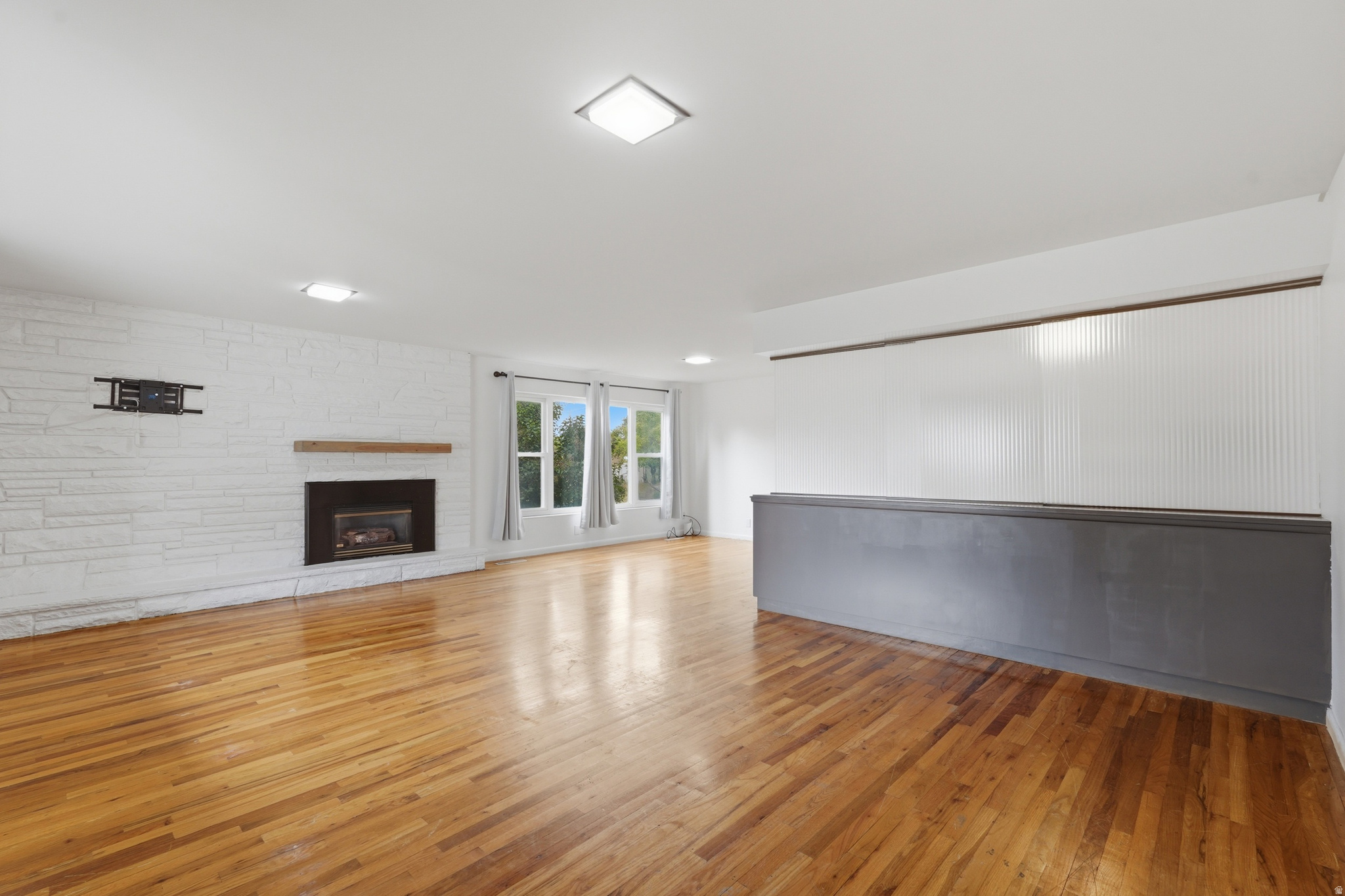 MUNICIPAL ACRES - Residential