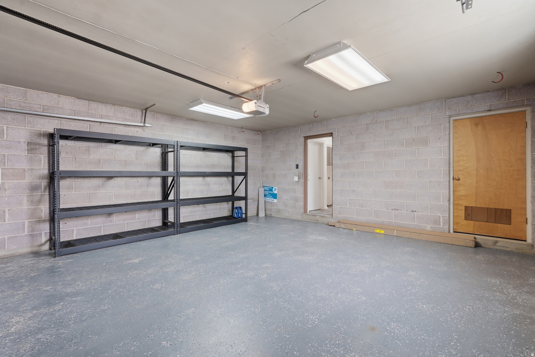 MUNICIPAL ACRES - Residential