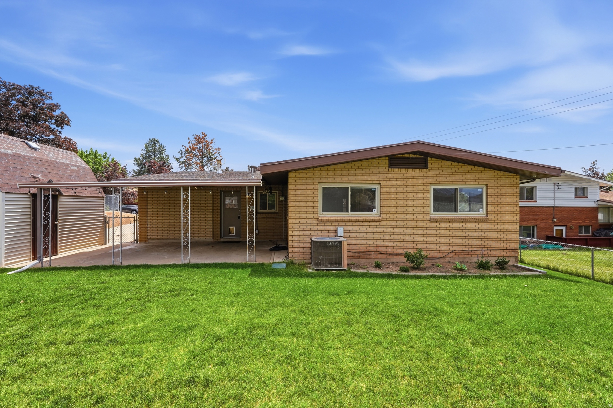 MUNICIPAL ACRES - Residential