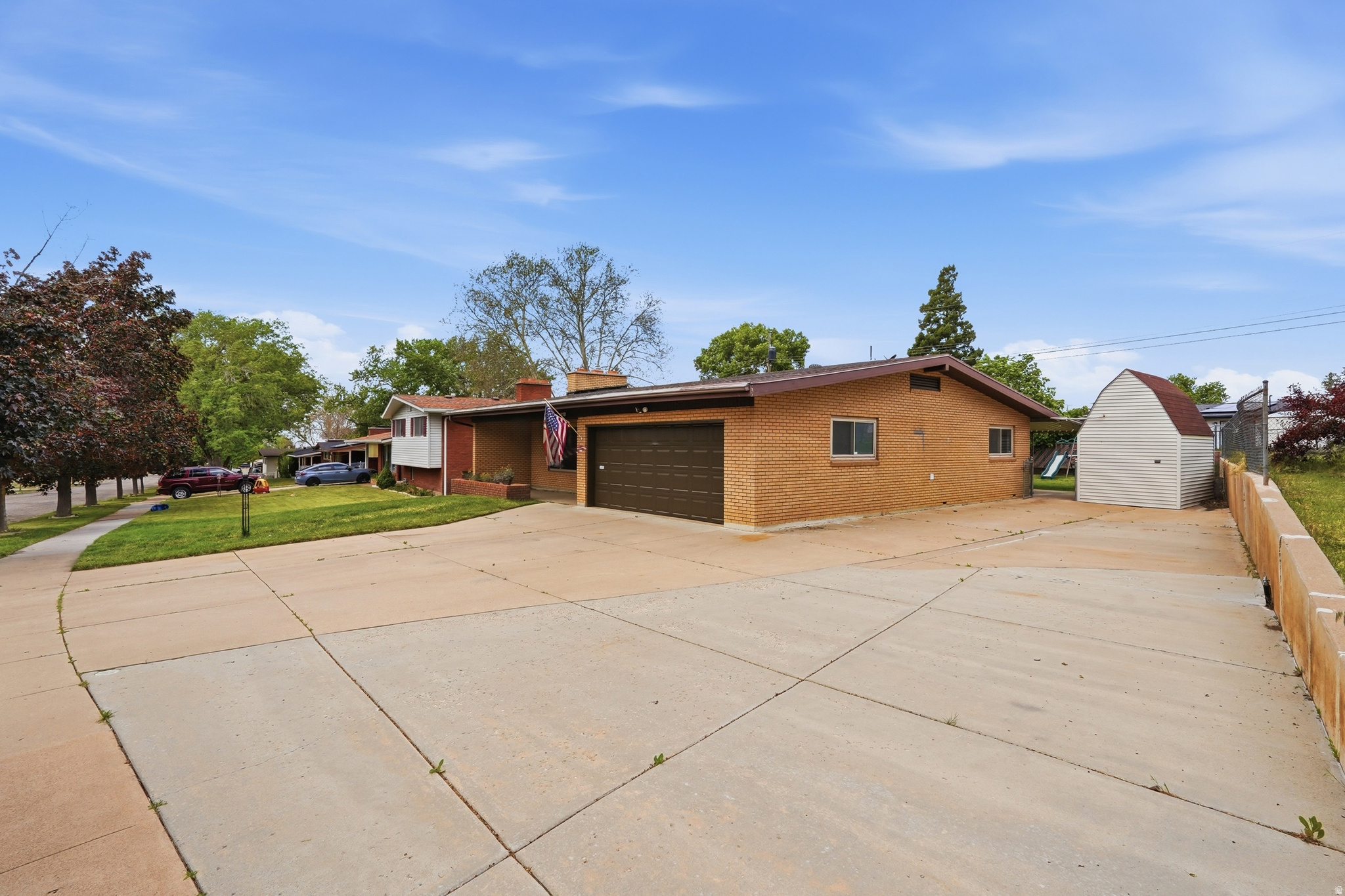 MUNICIPAL ACRES - Residential