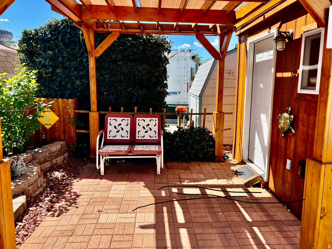 DIXIE DOWNS RV RESORT - Land