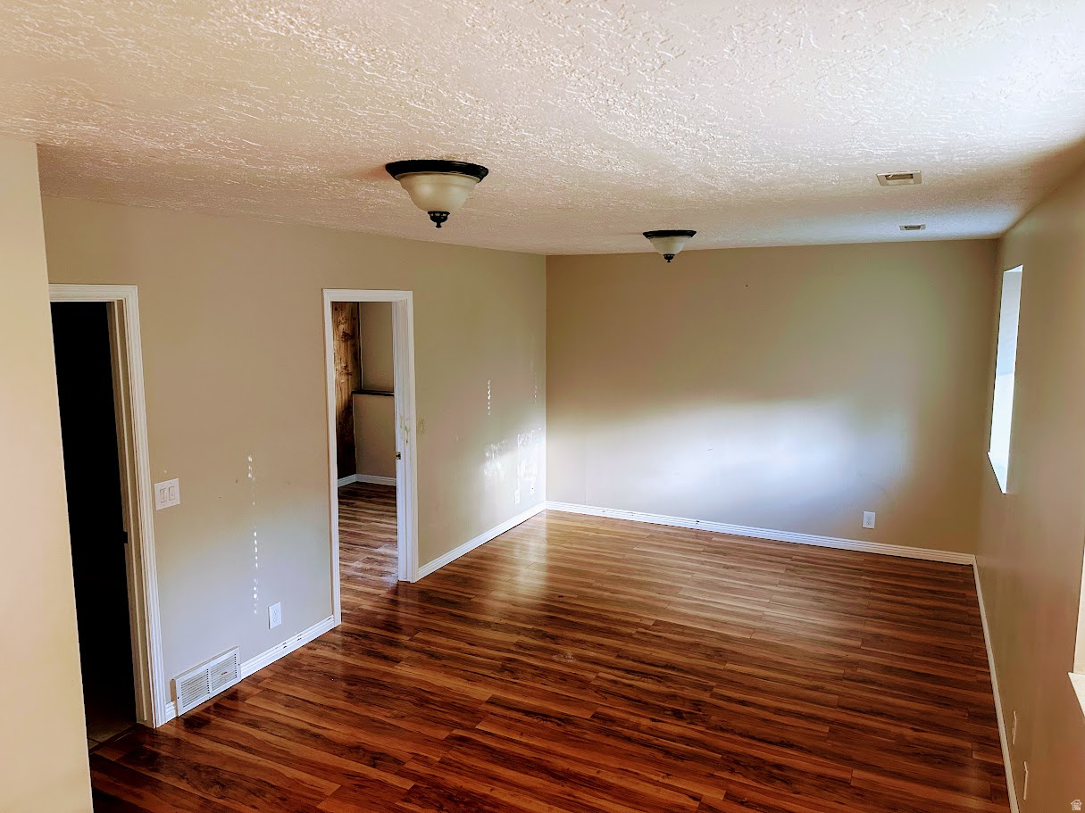 6092 S LONGMORE DR W