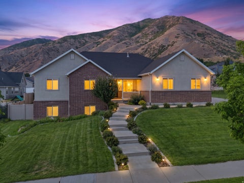 Photo of 1997 E 600 S, Springville, UT 84663 (MLS # 2183579)