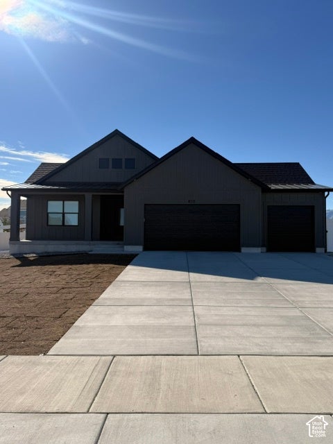 Photo of 853 W CHERRY ST, Grantsville, UT 84029 (MLS # 2193039)