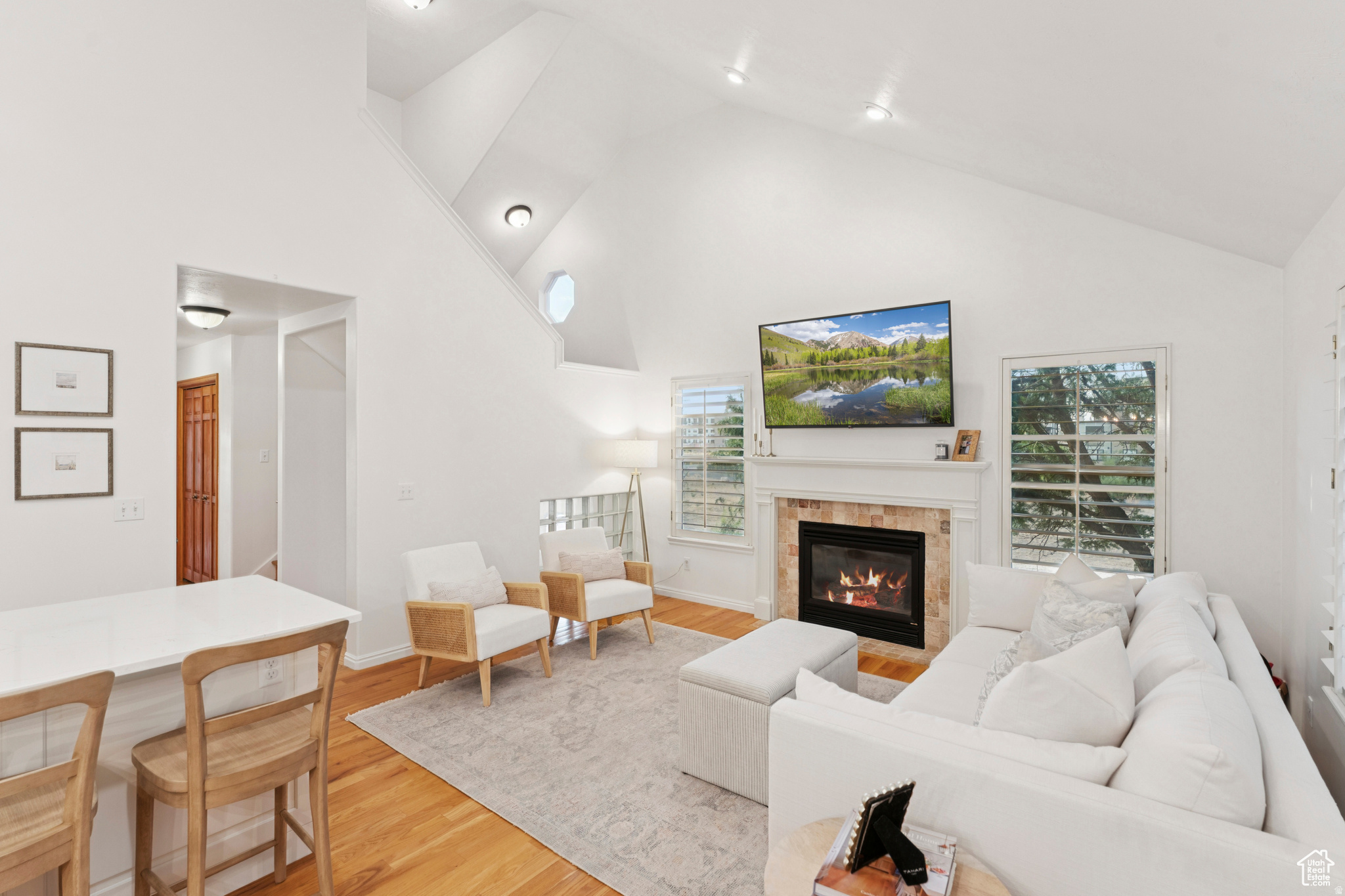 COTTONWOOD COVE - Residential