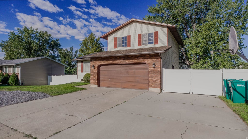 Photo of 2611 N 1600 E, Layton, UT 84040 (MLS # 2180673)