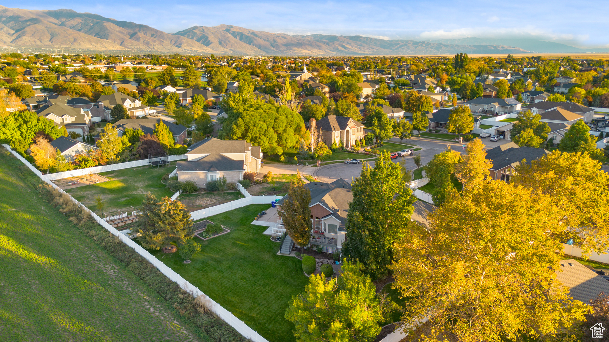 PARKWOOD ESTATES - Residential