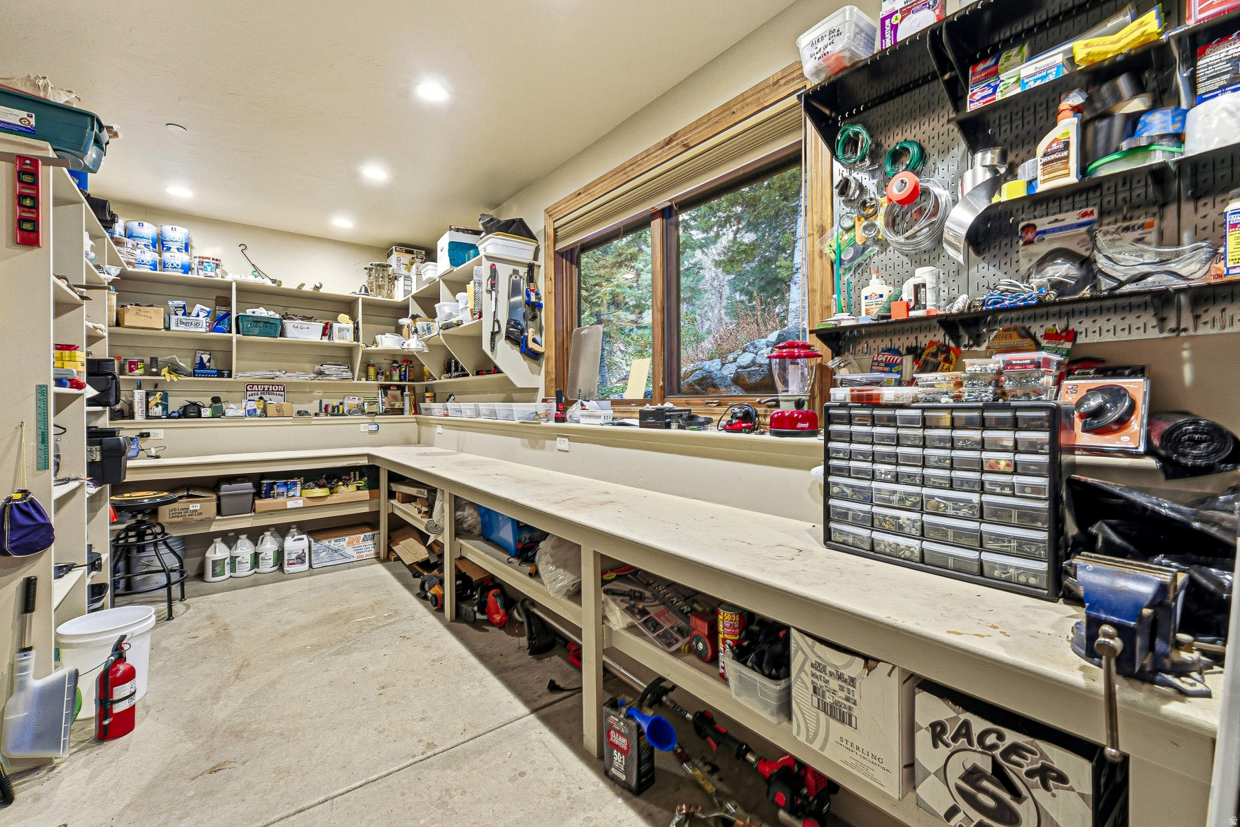 PINERIDGE SUBDIVISION - Residential