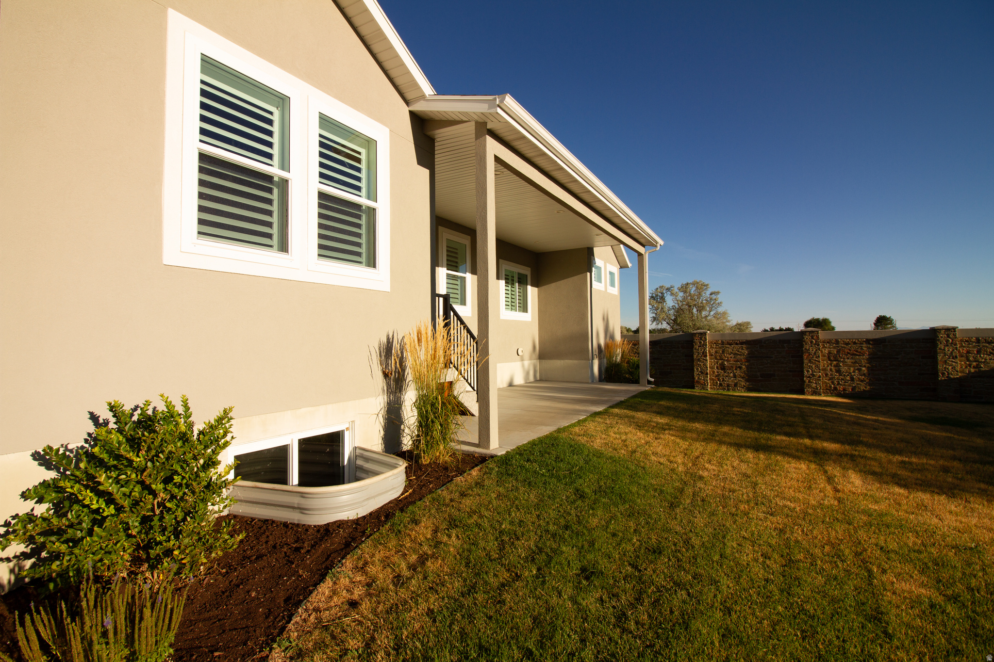 FOX MEADOWS - Residential