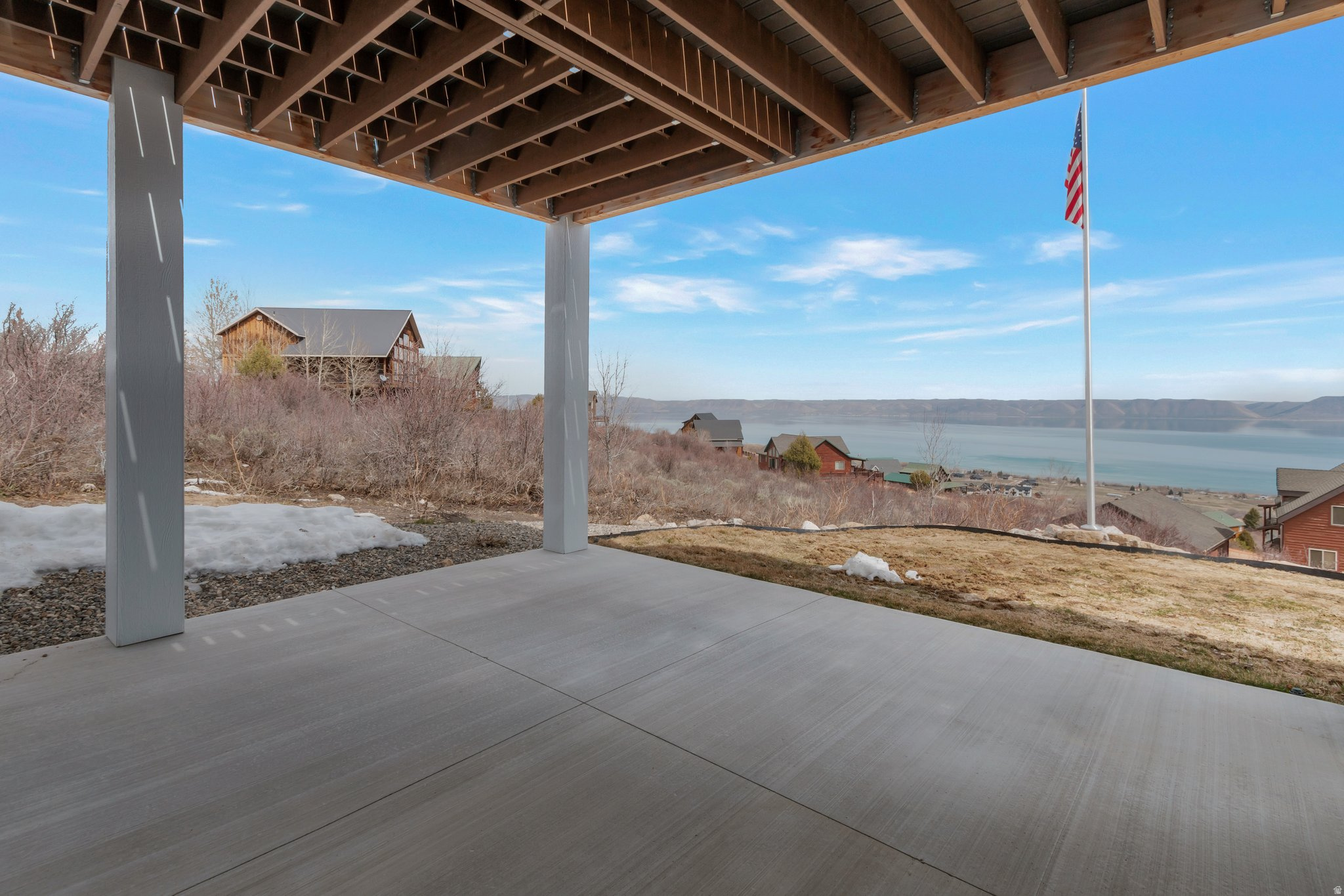 BEAR LAKE WEST - Residential