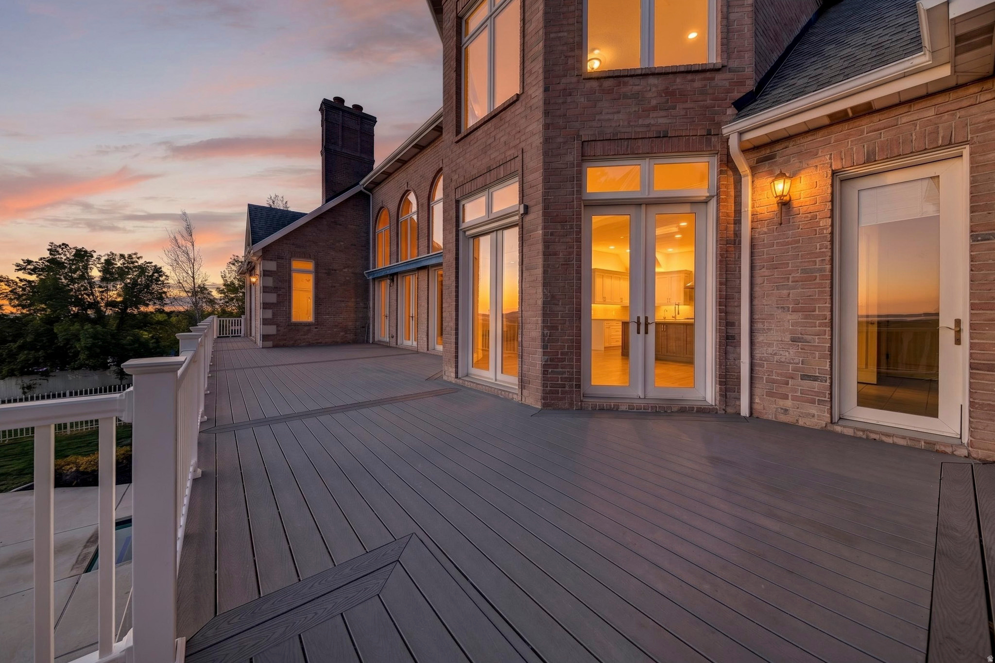 REGENCY HEIGHTS - Residential