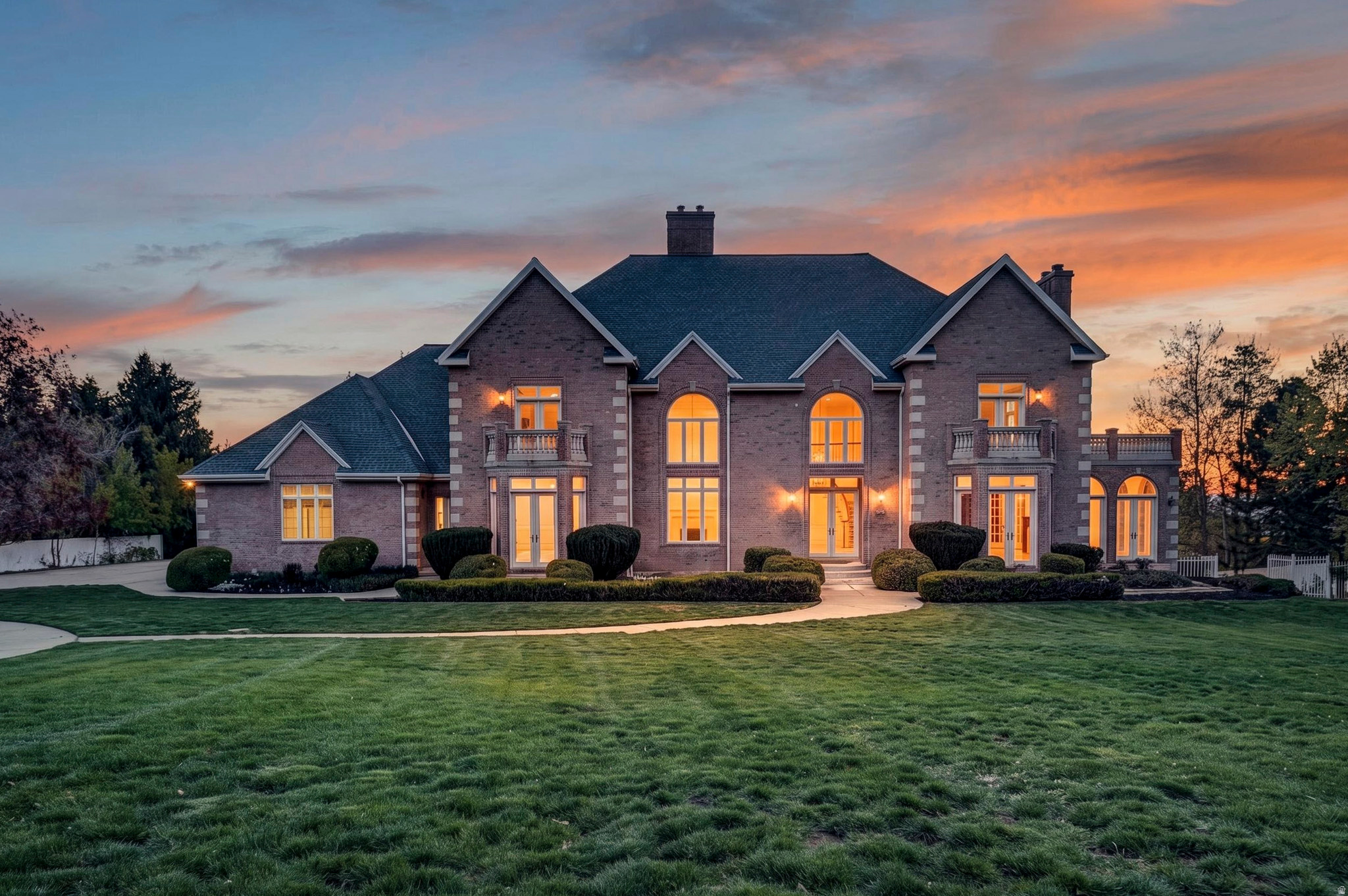 REGENCY HEIGHTS - Residential