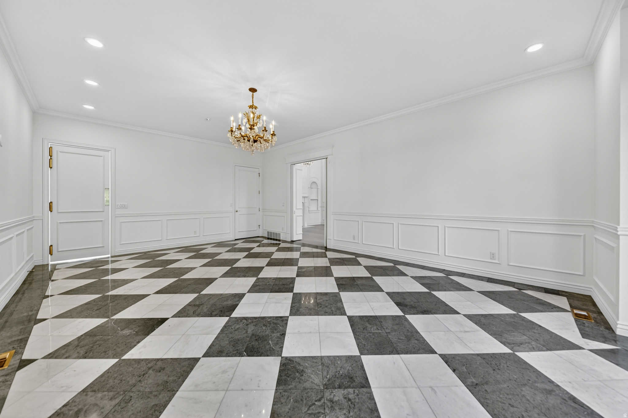 REGENCY HEIGHTS - Residential