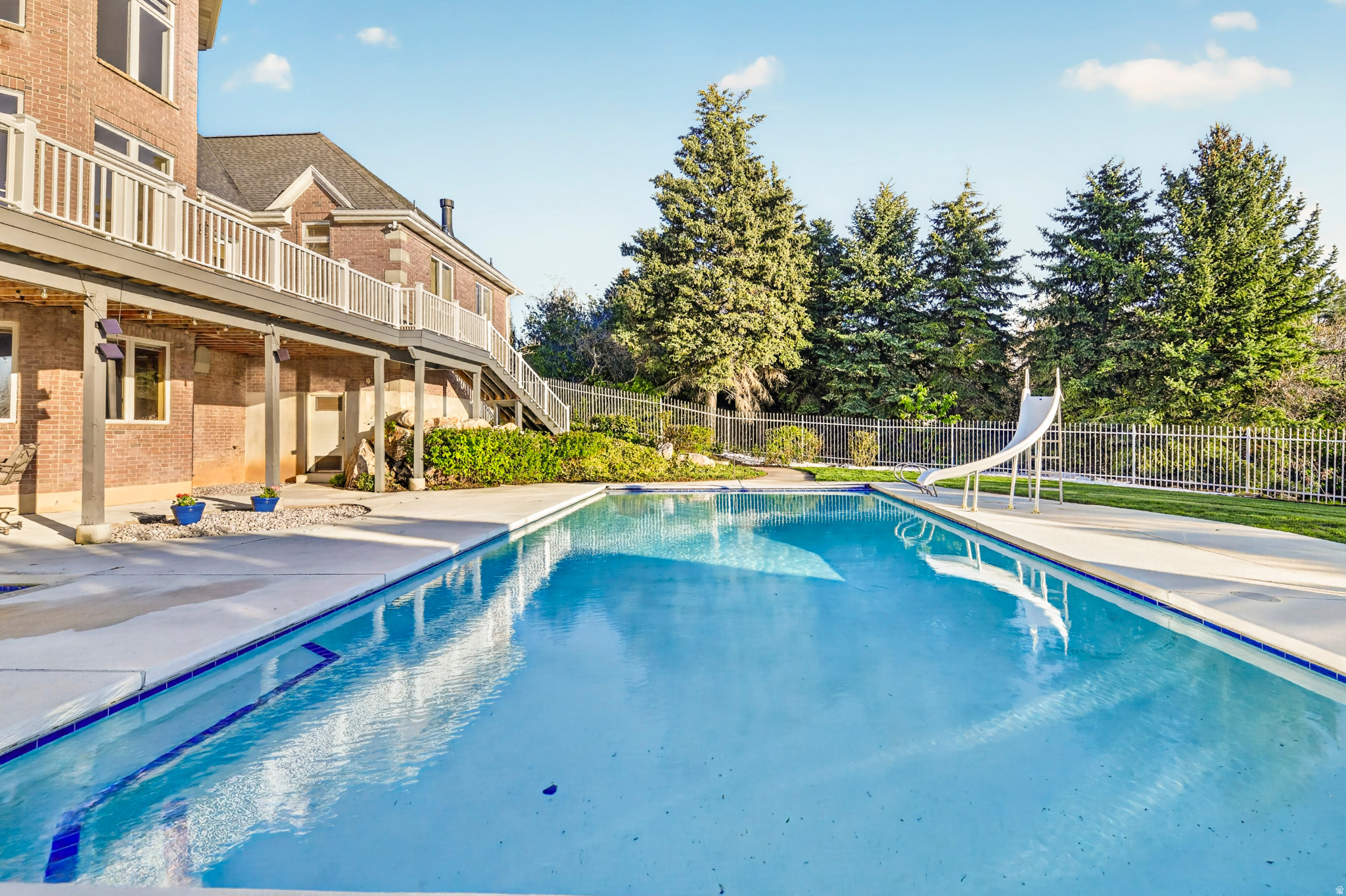 REGENCY HEIGHTS - Residential