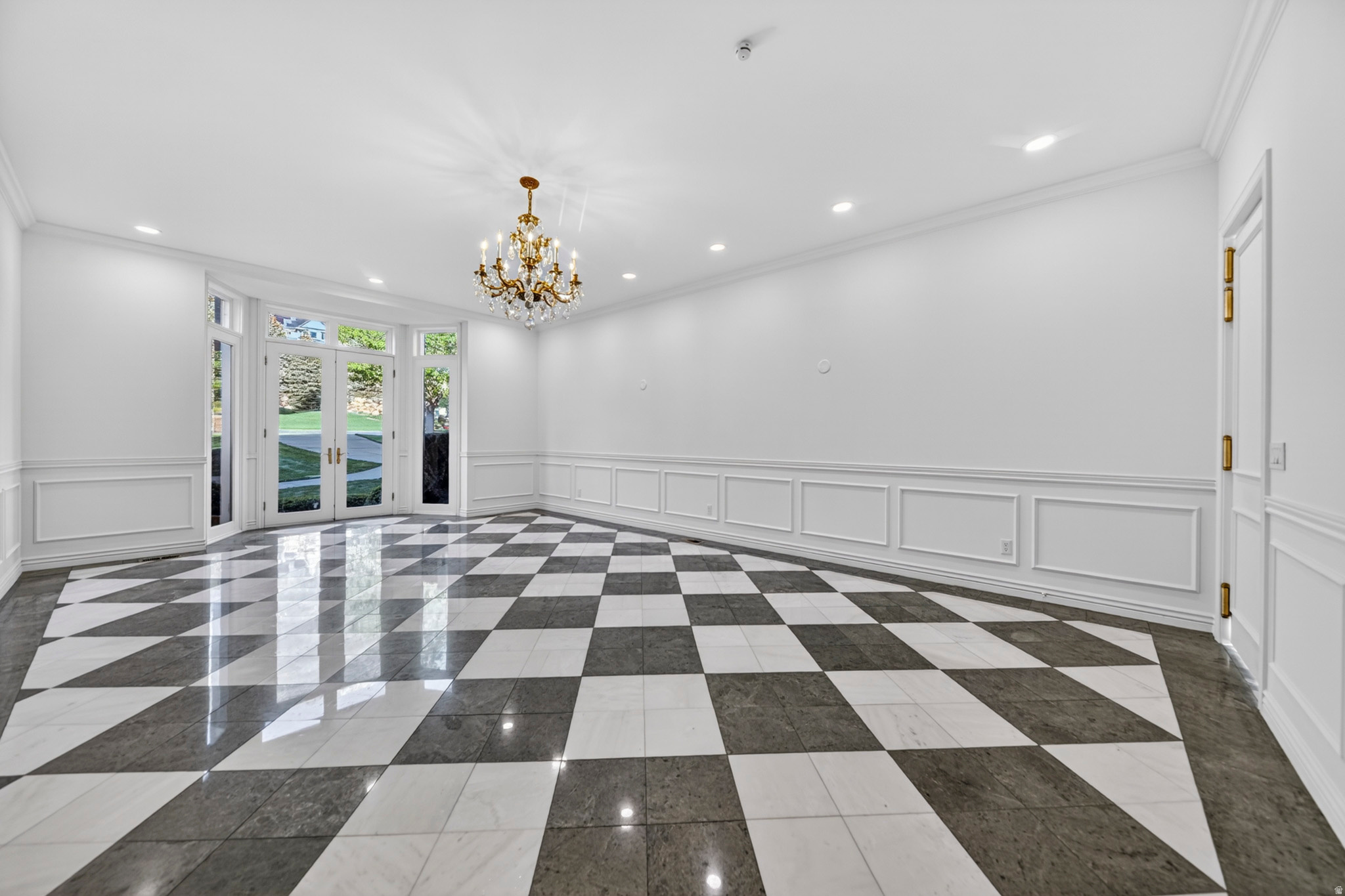 REGENCY HEIGHTS - Residential