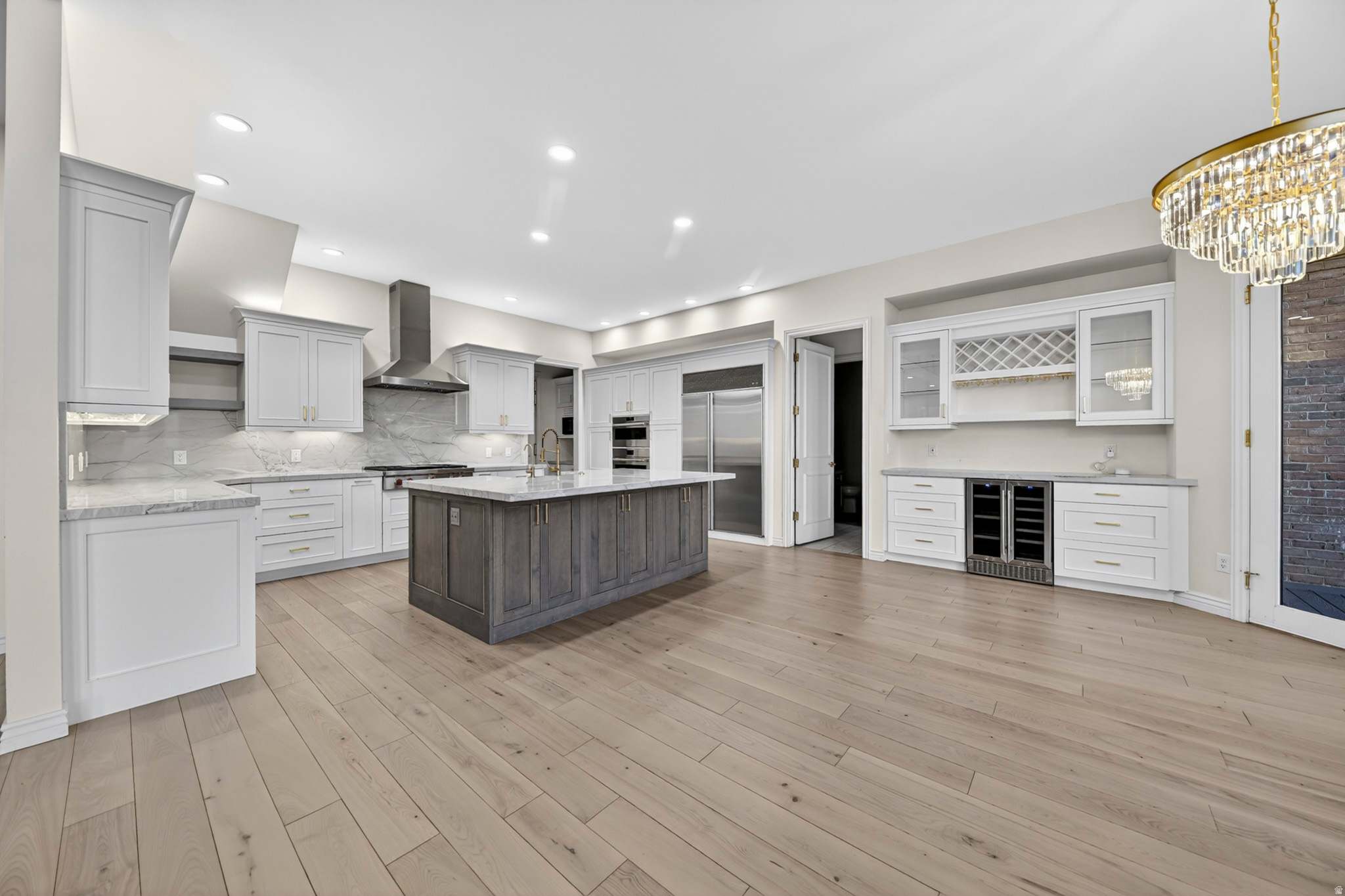 REGENCY HEIGHTS - Residential