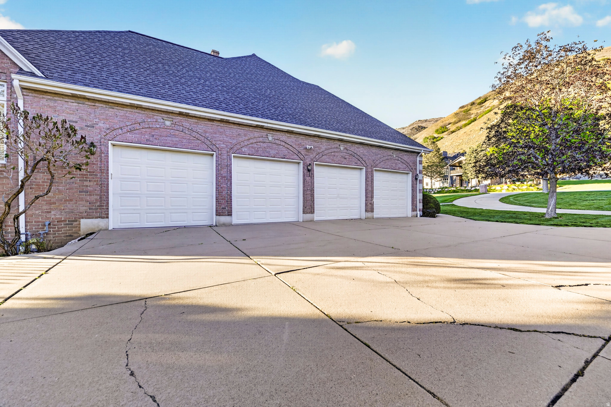 REGENCY HEIGHTS - Residential