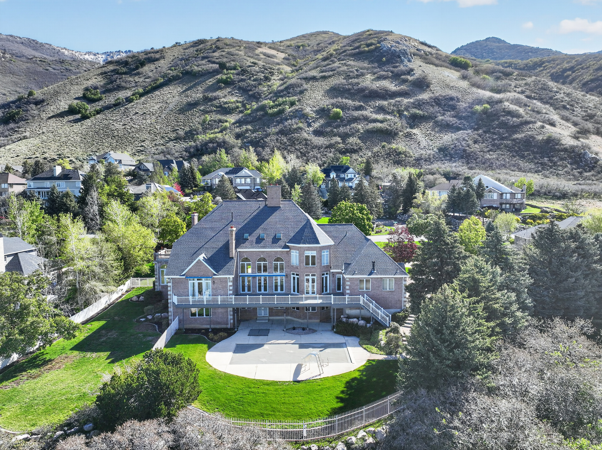 REGENCY HEIGHTS - Residential