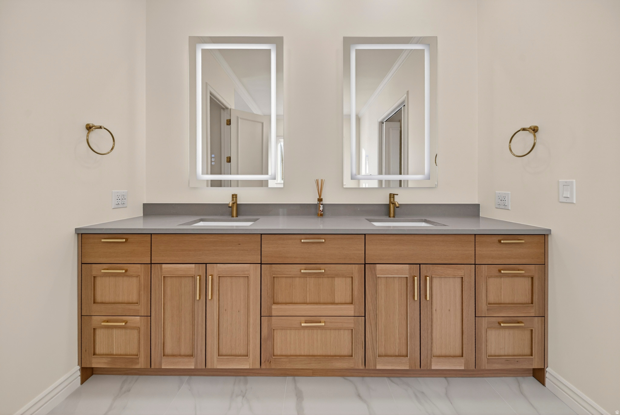 REGENCY HEIGHTS - Residential