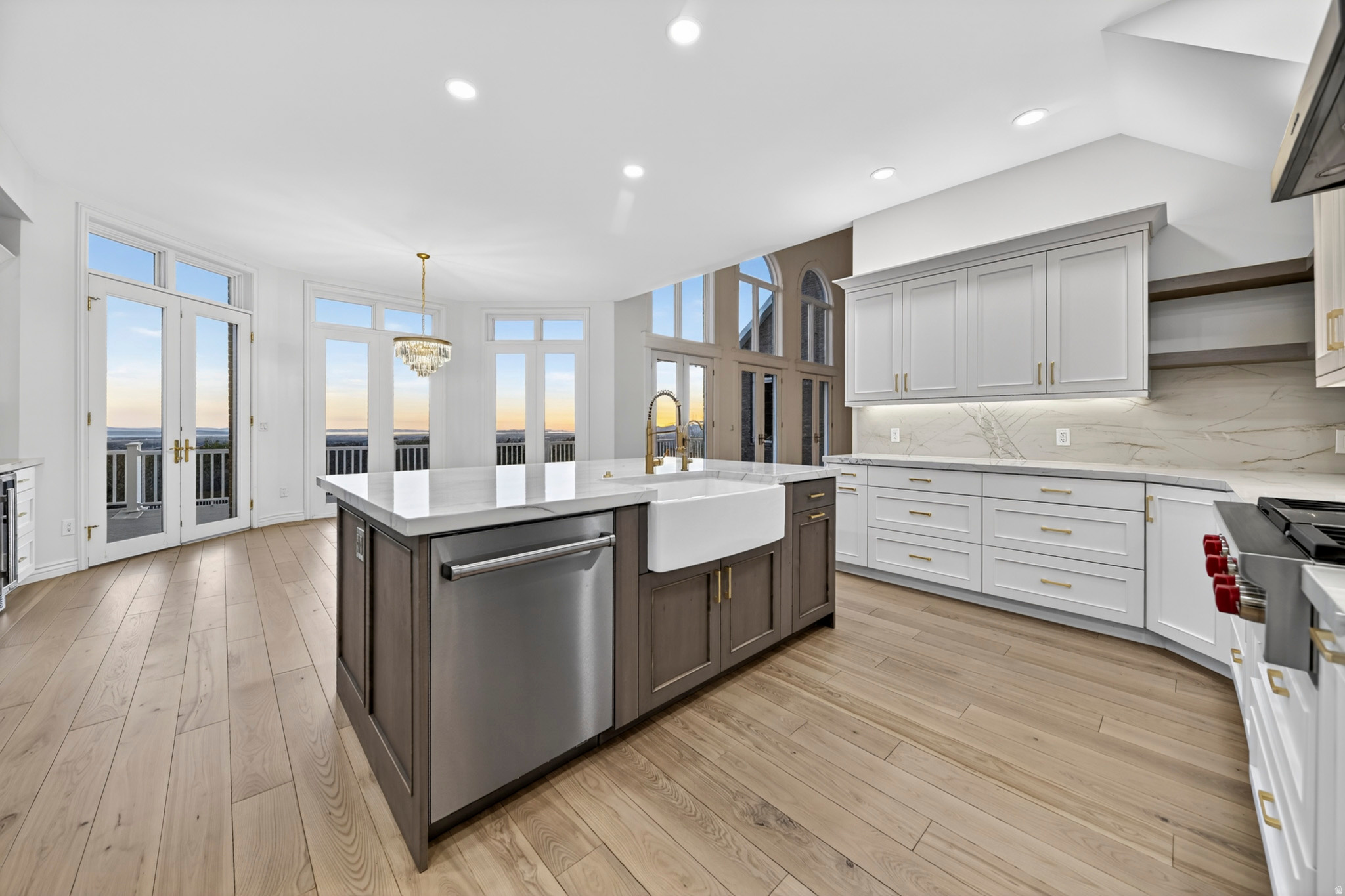 REGENCY HEIGHTS - Residential