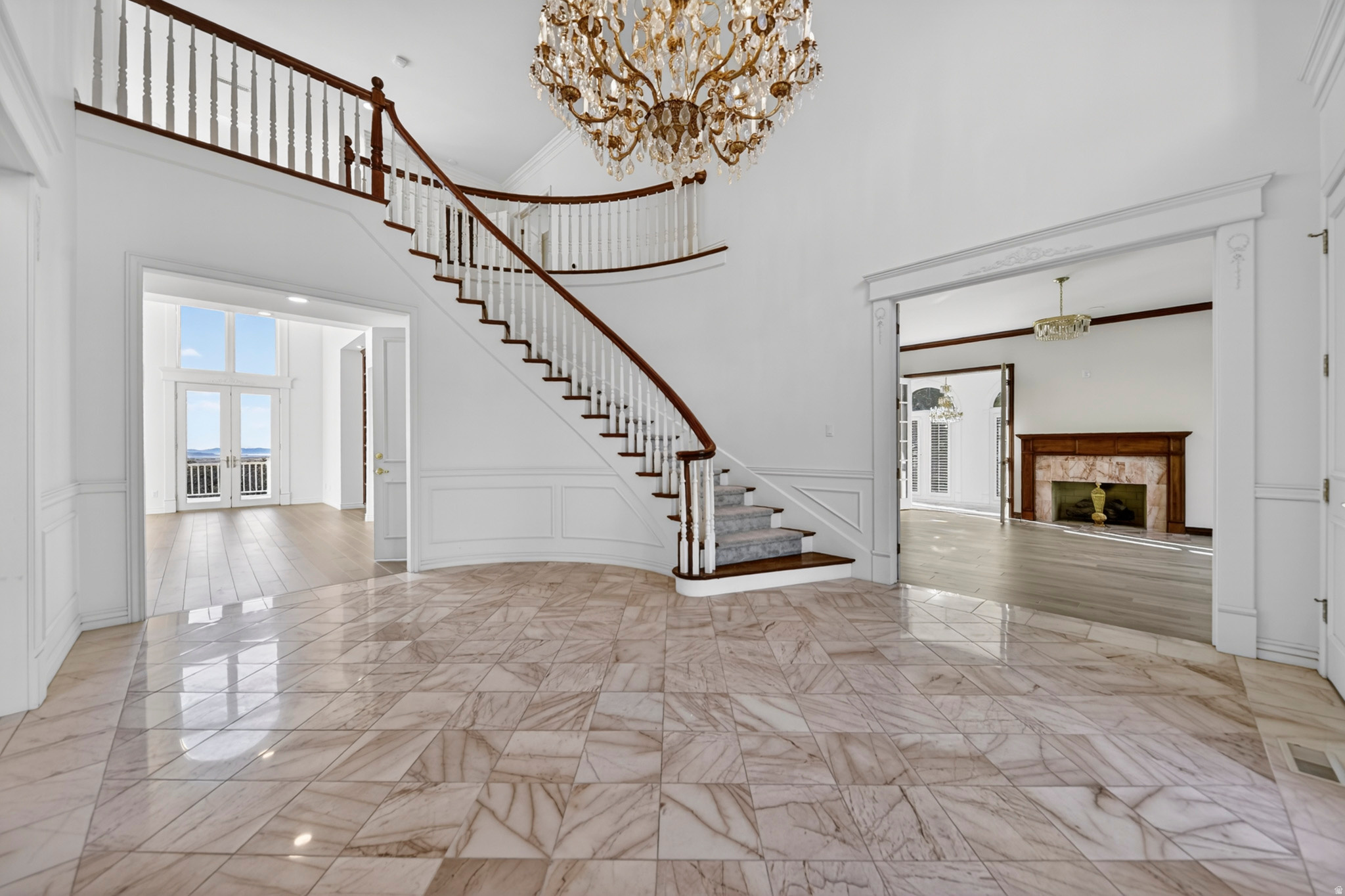 REGENCY HEIGHTS - Residential