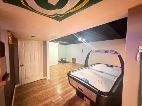 Tiny photo for 2580 E COUNTRY OAKS DR #202, Layton, UT 84040 (MLS # 2186366)