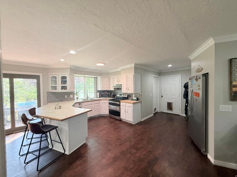Tiny photo for 2580 E COUNTRY OAKS DR #202, Layton, UT 84040 (MLS # 2186366)