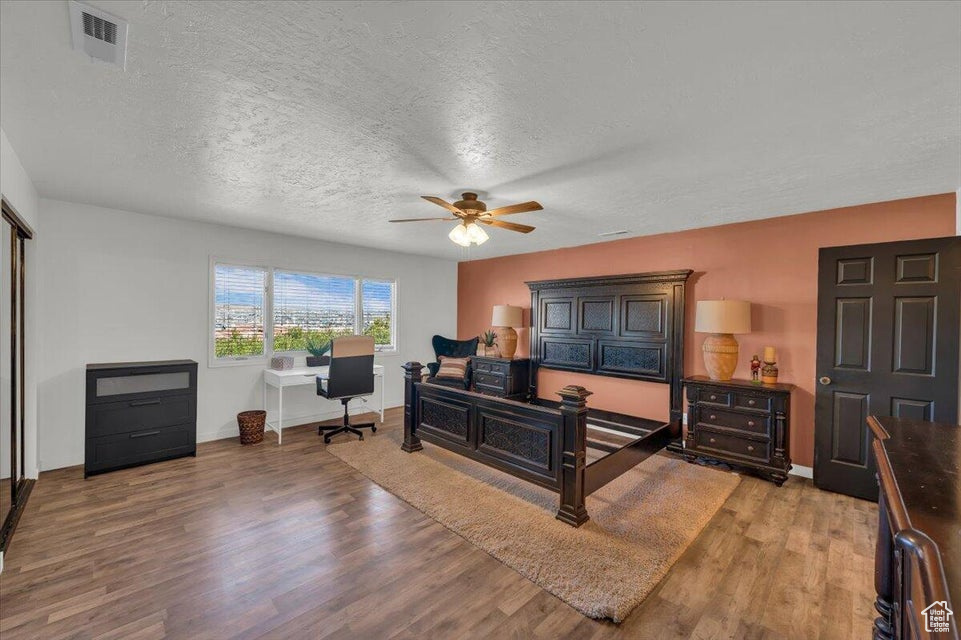 VISTA GRANDE TOWNHOMES - Residential