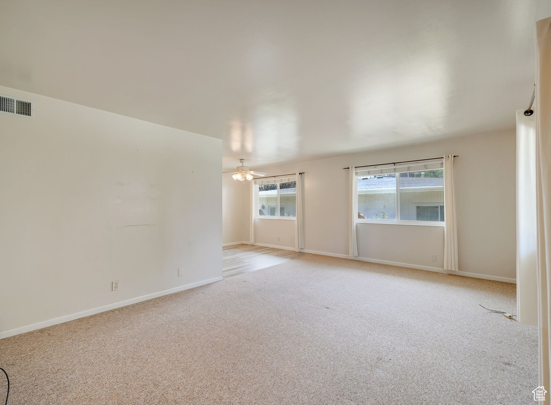 CARRIAGE LANE - Residential