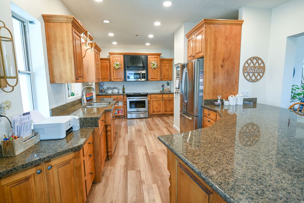 Photo of 274 N 300 W, Malad City, ID 83252 (MLS # 2140957)