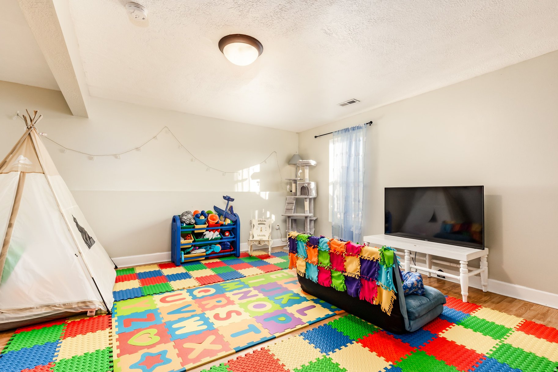 BALMORAL TOWNHOMES - Residential