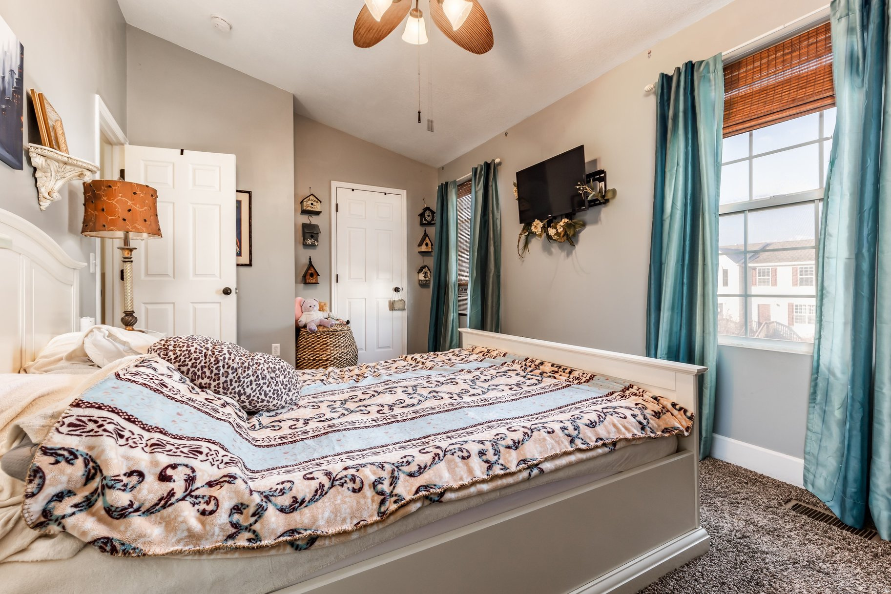 BALMORAL TOWNHOMES - Residential